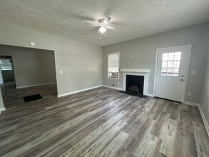 405 N 16th Ave, Unit C in Humboldt, TN - Foto de edificio - Building Photo