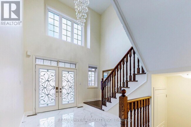 532 Barons St in Vaughan, ON - Building Photo - Building Photo