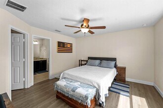 8820 Turnstone Shore Ln in Riverview, FL - Building Photo - Building Photo