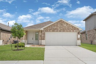 2334 Spruce Clf Ln in Spring, TX - Building Photo