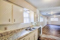 5607 Grace Point Ln photo'