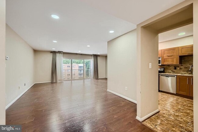 property at 7203 Rockland Hills Dr
