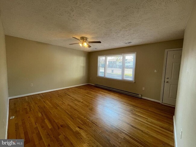 603 Carroll Dr in Stephens City, VA - Building Photo - Building Photo