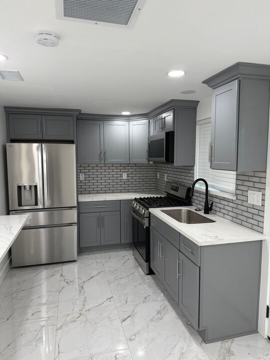 9182 Tristan Dr in Garden Grove, CA - Building Photo