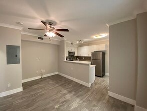 222 Sidonia Ave-Unit -2 in Coral Gables, FL - Building Photo - Building Photo