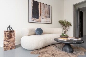 611 Virgil Village in Los Angeles, CA - Building Photo - Lobby