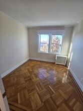 51-23 47th St in Queens, NY - Building Photo - Building Photo