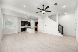 7810 Starfish Arbor Dr in Cypress, TX - Building Photo - Building Photo