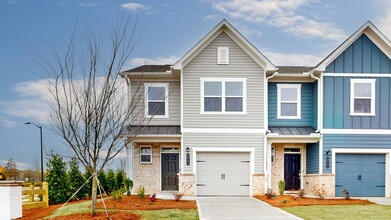 Quinn Residences at Covington Town Center in Covington, GA - Building Photo - Building Photo