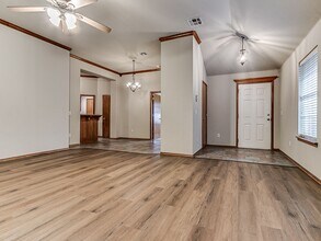 3 S Ridge Pointe Dr in Edmond, OK - Building Photo - Building Photo