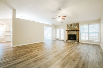 3510 Shelly Dr NW in Kennesaw, GA - Foto de edificio - Building Photo