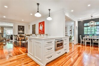 3278 Northside Dr NW in Atlanta, GA - Building Photo - Building Photo
