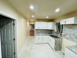 16169 Kentucky St in Detroit, MI - Building Photo - Building Photo