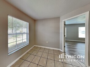 9515 27th Ave E in Palmetto, FL - Building Photo - Building Photo