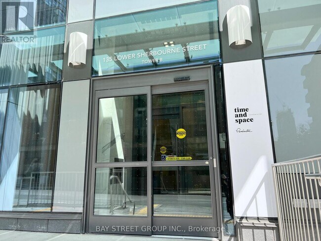 135-2135 Lower Sherbourne St in Toronto, ON - Building Photo - Building Photo