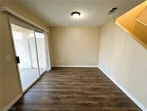 6396 Rosemount Ave in Las Vegas, NV - Building Photo - Building Photo