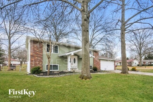 1562 Glenage Dr in Maryland Heights, MO - Building Photo - Building Photo