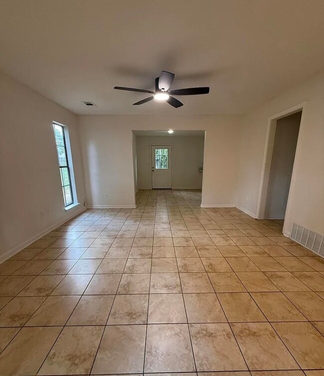 6190 Carroll Cv W in Horn Lake, MS - Foto de edificio - Building Photo