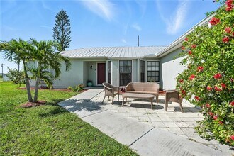 324 NW 24th Terrace in Cape Coral, FL - Building Photo - Building Photo