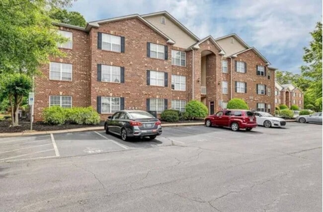 property at 3712 Cotswold Ave