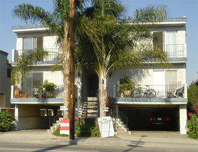 1826 S Bundy Dr in Los Angeles, CA - Building Photo - Building Photo