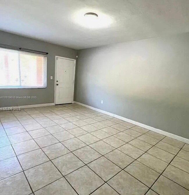 3401 SW 11th St in Miami, FL - Building Photo - Building Photo