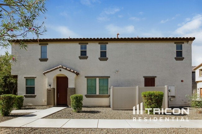 property at 12563 W Hummingbird Terrace