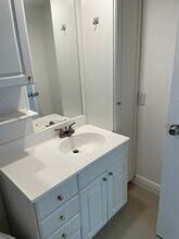 851 Three Islands Boulevard in Hallandale Beach, FL - Foto de edificio - Building Photo