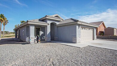 11811 Apache Ave in Wellton, AZ - Building Photo - Building Photo