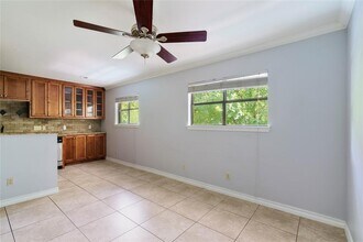 407 E 45th St in Austin, TX - Foto de edificio - Building Photo