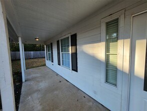 1641 U.S. 59 N Bypass in Cleveland, TX - Building Photo - Building Photo