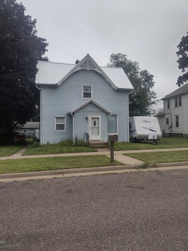 property at 10 S Rural St