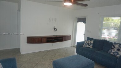 853 NE 37th St in Oakland Park, FL - Building Photo - Building Photo