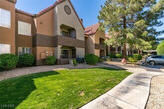 2200 S Fort Apache Rd in Las Vegas, NV - Building Photo - Building Photo