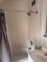 1231 Jackson St, Unit 2 in Pecatonica, IL - Building Photo