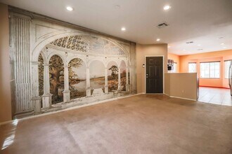 9915 Mustang Creek Way in Las Vegas, NV - Building Photo - Building Photo