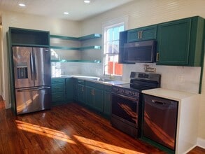 2717 Loyola Ave in New Orleans, LA - Building Photo - Building Photo