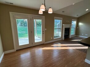 4500 Weybridge Dr in Columbia, MO - Building Photo - Building Photo