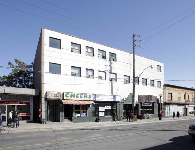 685 Lansdowne Ave
