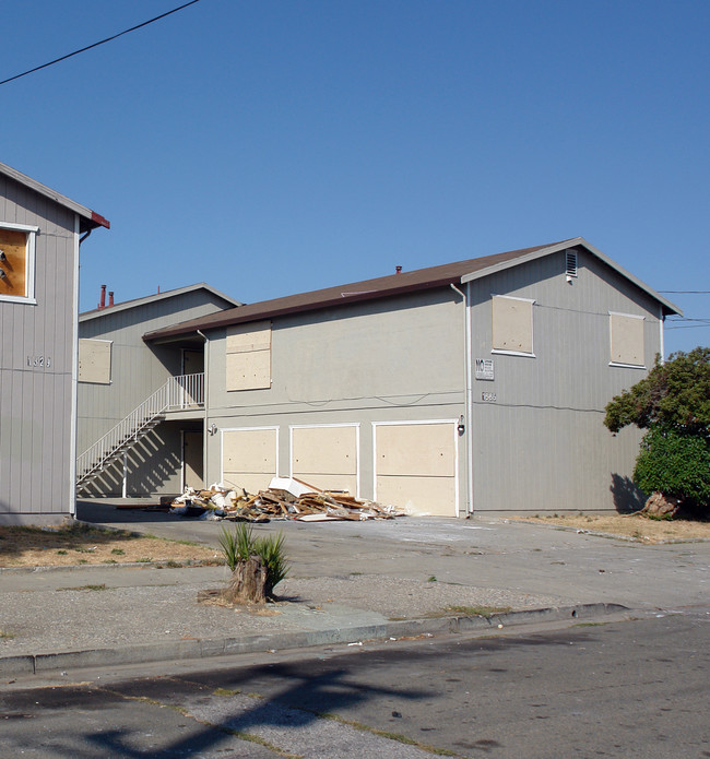 1335 Burbeck Ave in Richmond, CA - Building Photo - Building Photo