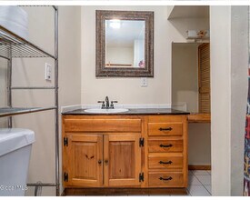 38 State St, Unit 1 in Saratoga Springs, NY - Building Photo - Building Photo