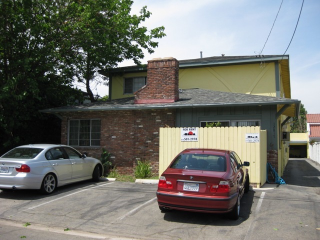 12817 Kling St, Unit 1 in Los Angeles, CA - Building Photo