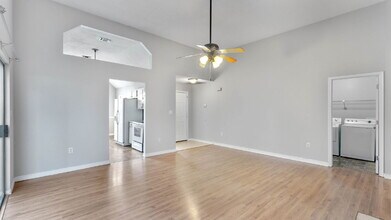 330 Brookwood Blvd in Mary Esther, FL - Building Photo - Building Photo