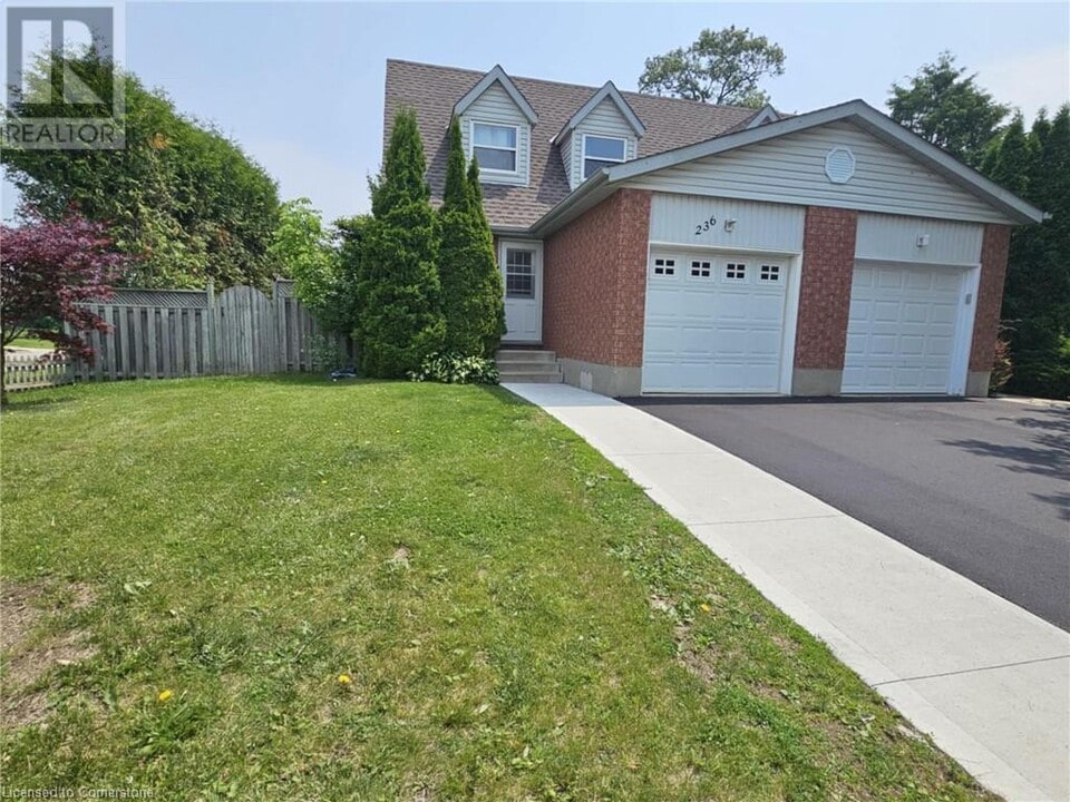 236 Northview Heights Dr in Cambridge, ON - Building Photo