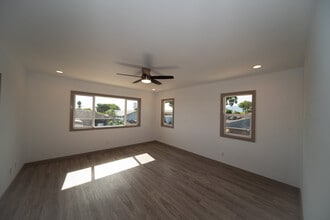 1526 Hooli Cir in Pearl City, HI - Foto de edificio - Building Photo