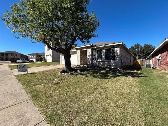 5317 Los Altos Rd in Fort Worth, TX - Foto de edificio - Building Photo