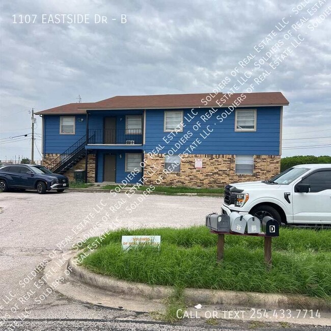 property at 1107 Eastside Dr