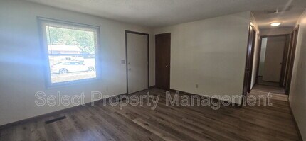 7704 Kern Valley Dr in Fort Wayne, IN - Building Photo - Building Photo