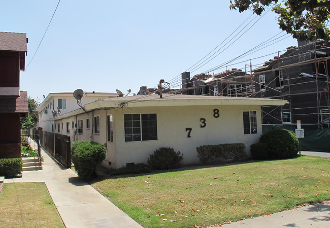 738 S Stoneman Ave in Alhambra, CA - Building Photo - Building Photo