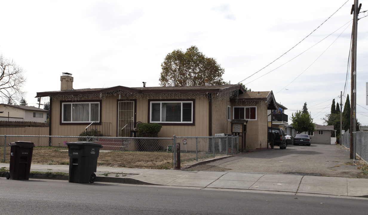 22423-22429 S Garden Ave in Hayward, CA - Building Photo